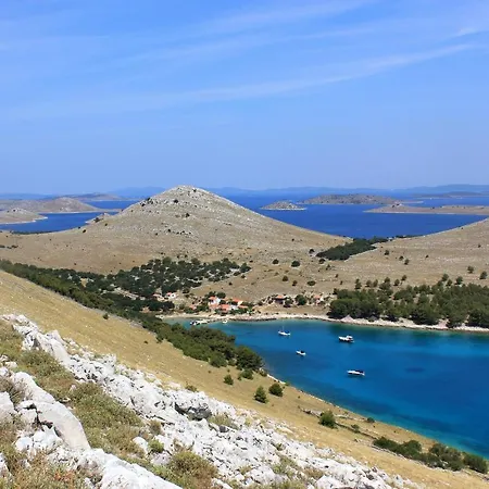 Secluded Fisherman's Cove Statival, Kornati - 8164
