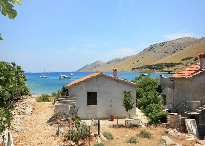 Secluded Fisherman's Cove Statival, Kornati - 8164 * Pristanisce